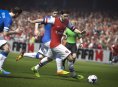 FIFA 14 returns to the top of the charts